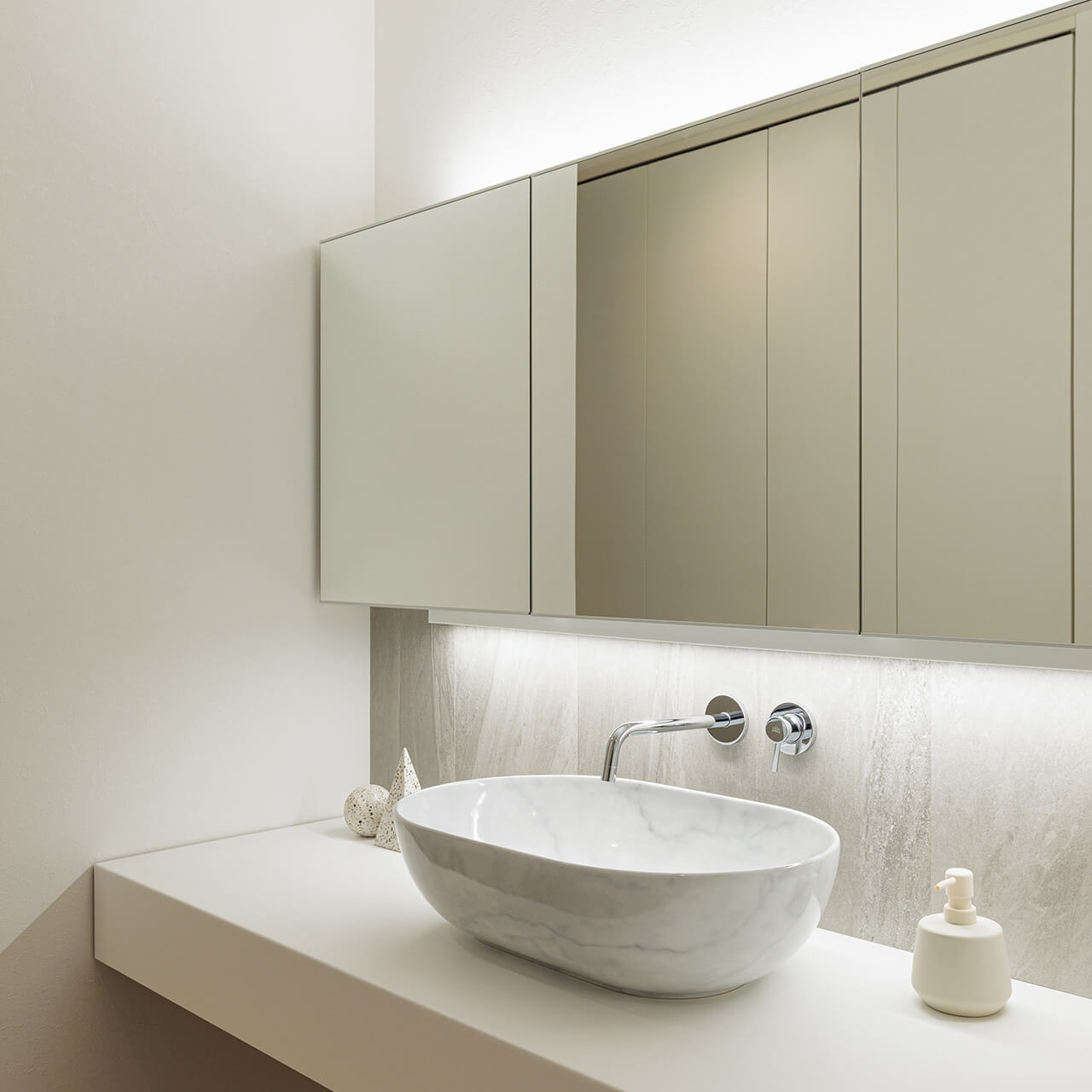 WASH ROOM