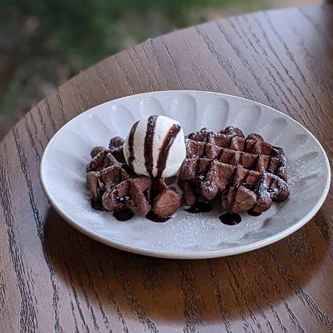 おとうふワッフル(チョコ)